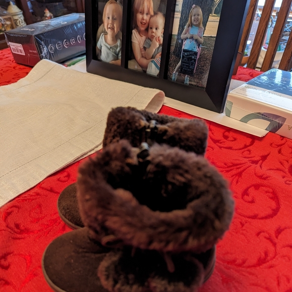 Girls boots - Picture 2 of 3